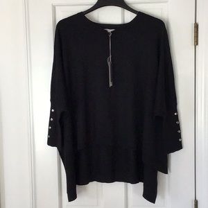 Sweater, Jennifer Lopez, longer in the back, 3/4 sleeve with silver snap detail